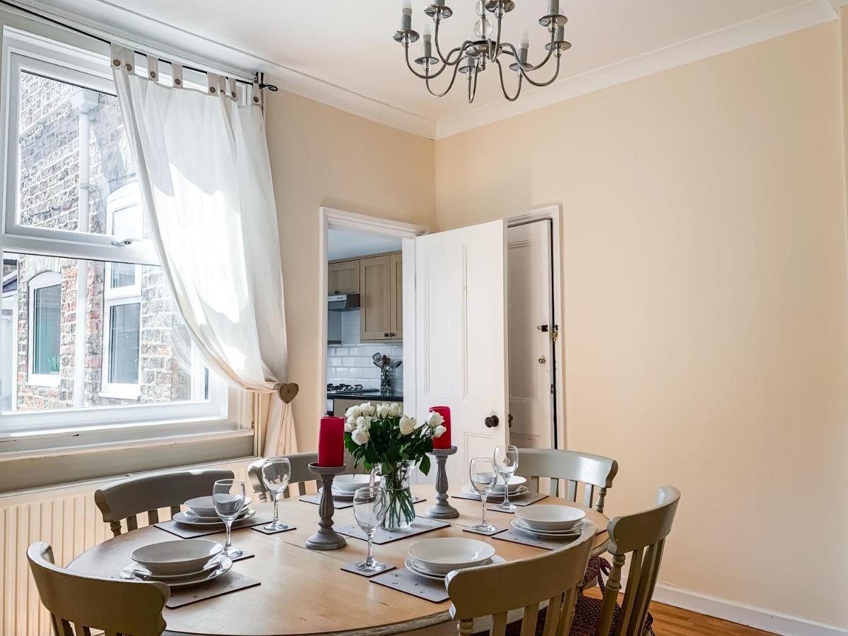 Waverley Lodge - Quaint Victorian Home With Free Parking Γιορκ Εξωτερικό φωτογραφία